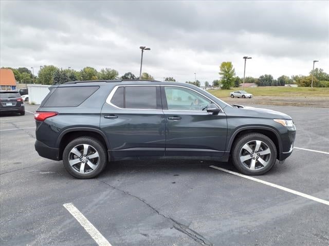 Used 2021 Chevrolet Traverse 3LT with VIN 1GNEVHKW3MJ157360 for sale in Hastings, Minnesota