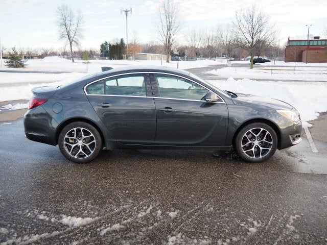 Used 2017 Buick Regal Sport Touring with VIN 2G4GL5EX3H9139819 for sale in Hastings, Minnesota