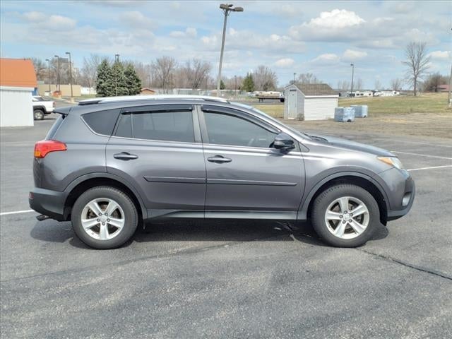 Used 2013 Toyota RAV4 XLE with VIN 2T3RFREV5DW121865 for sale in Hastings, Minnesota