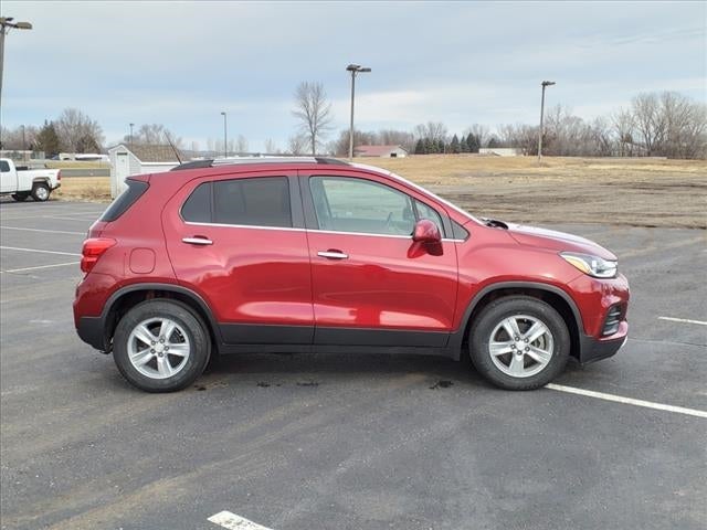 Used 2018 Chevrolet Trax LT with VIN 3GNCJLSB3JL344881 for sale in Hastings, Minnesota