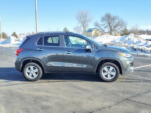 Used 2020 Chevrolet Trax LT with VIN 3GNCJPSB7LL173014 for sale in Hastings, Minnesota